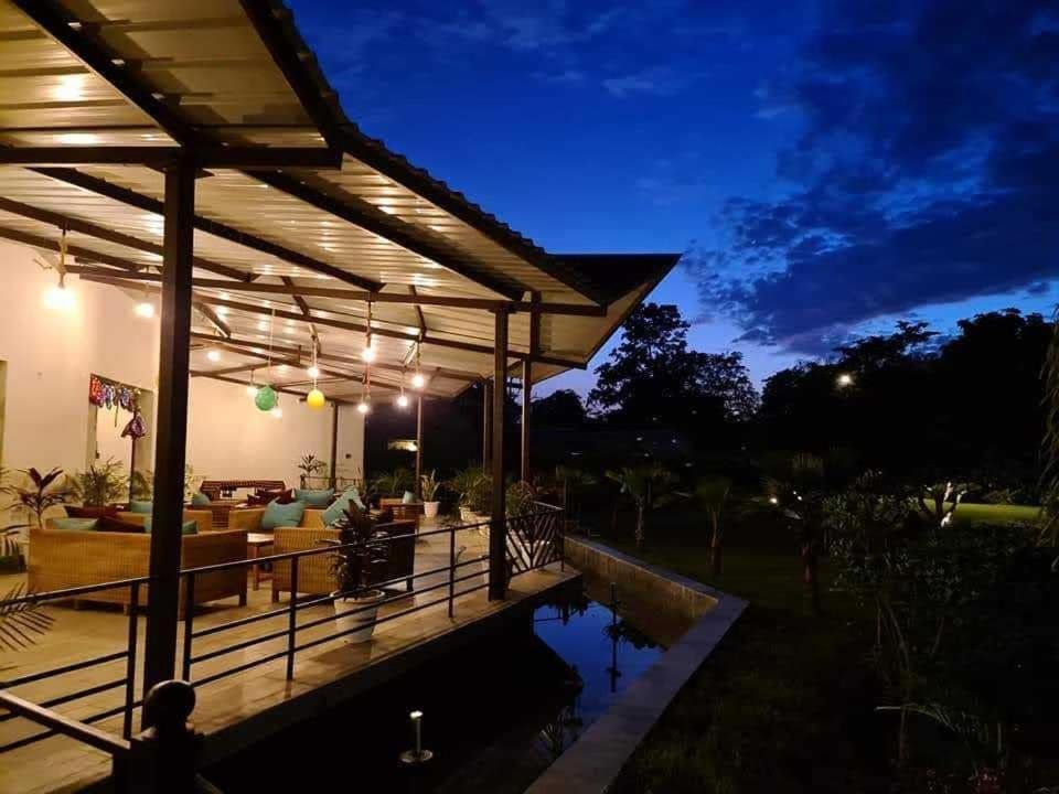 Villa Sunday Alaya Corbett à Rāmnagar Extérieur photo